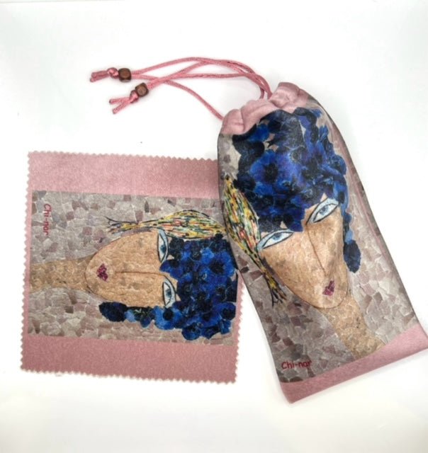 Pink Eye Glass Cover & Lens Cleaning Fabric Eyewear Cases & Holders La Vie Bien Pink Eye Glass Cover & Lens Cleaning Fabric