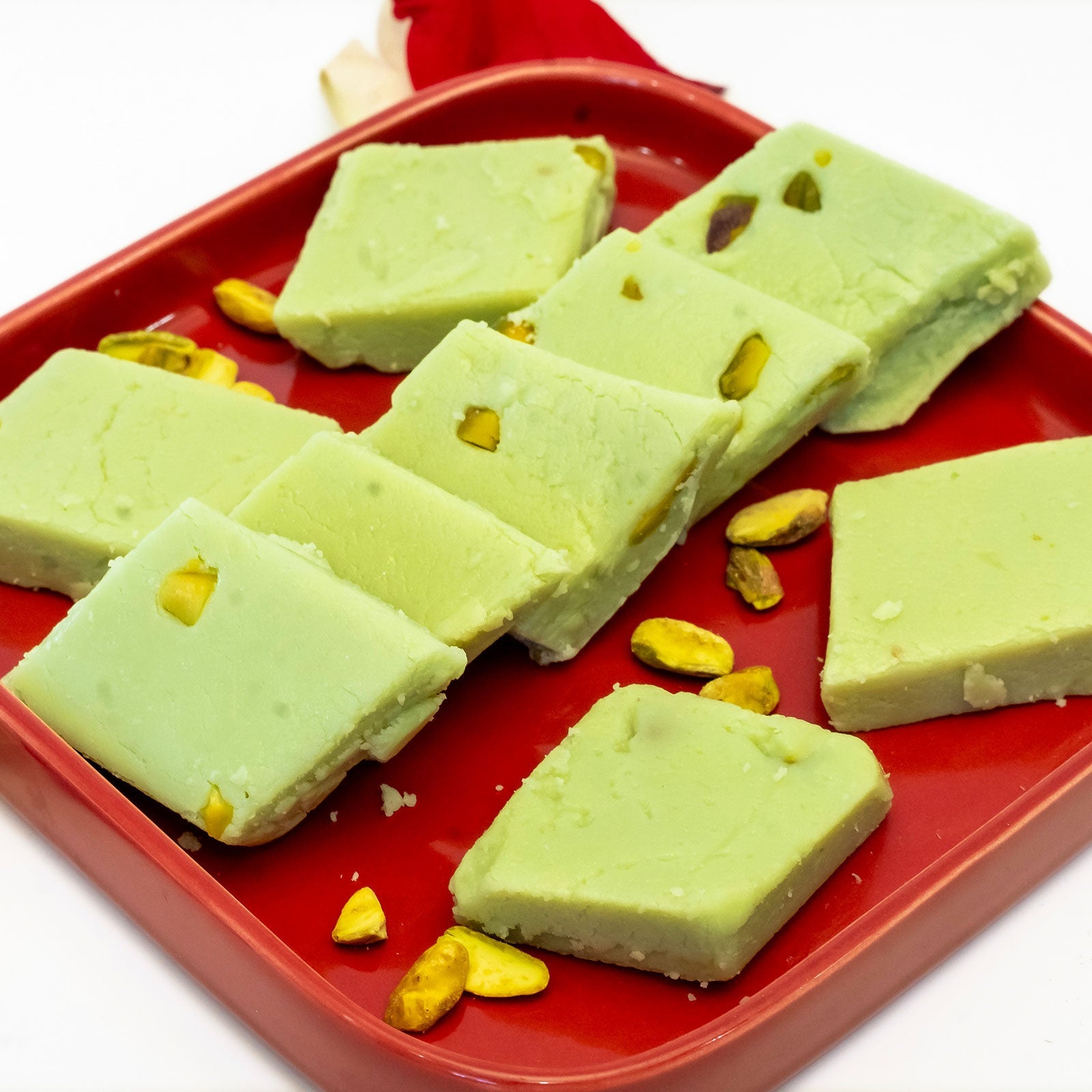 Khoya Burfi: Pista