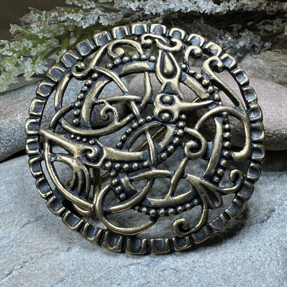 Pitney Celtic Viking Brooch - Bronze Historical Reproduction Pin Brooch La Vie Bien Pitney Celtic Viking Brooch - Bronze Historical Reproduction Pin