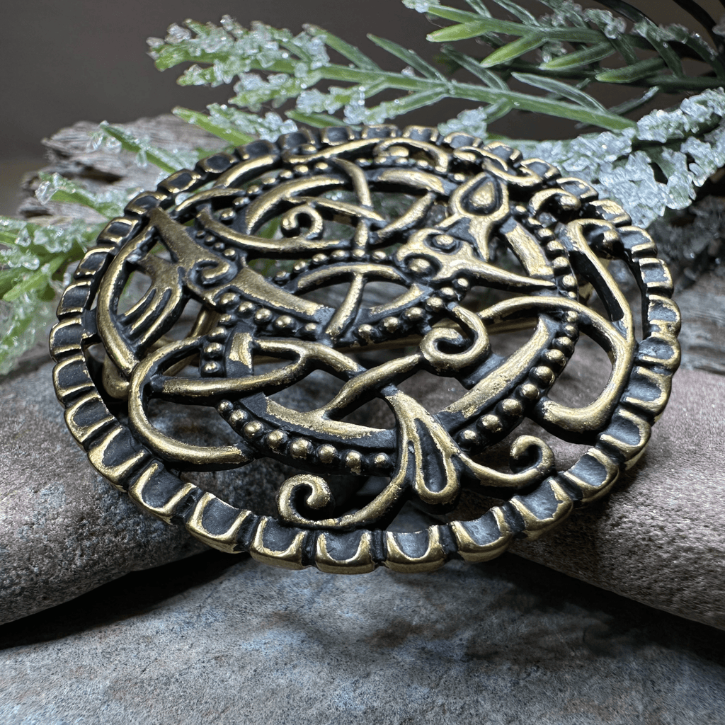 Pitney Celtic Viking Brooch - Bronze Historical Reproduction Pin Brooch La Vie Bien Pitney Celtic Viking Brooch - Bronze Historical Reproduction Pin