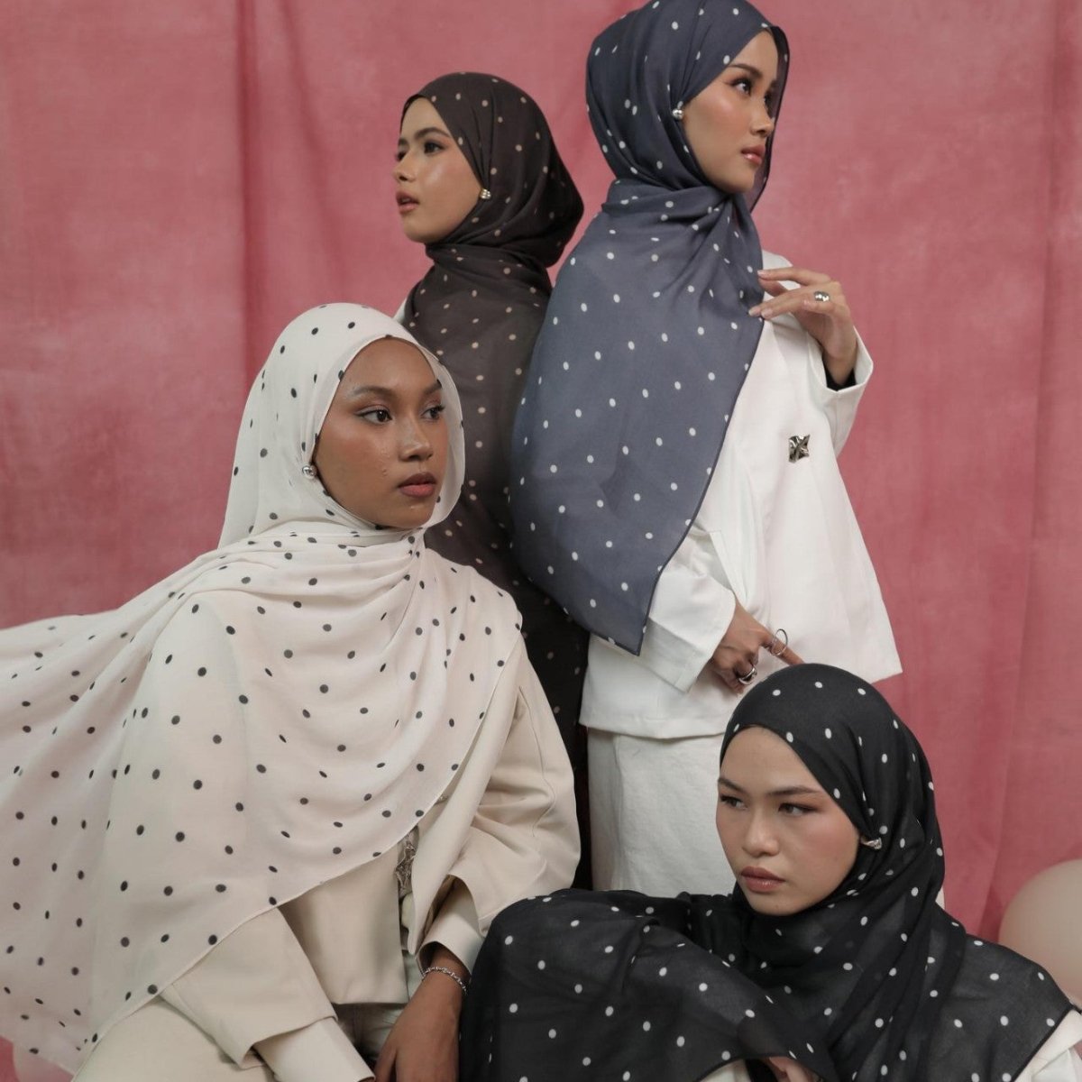 Polka Dot Hijab Scarf(MH230) La Vie Bien Polka Dot Hijab Scarf(MH230)