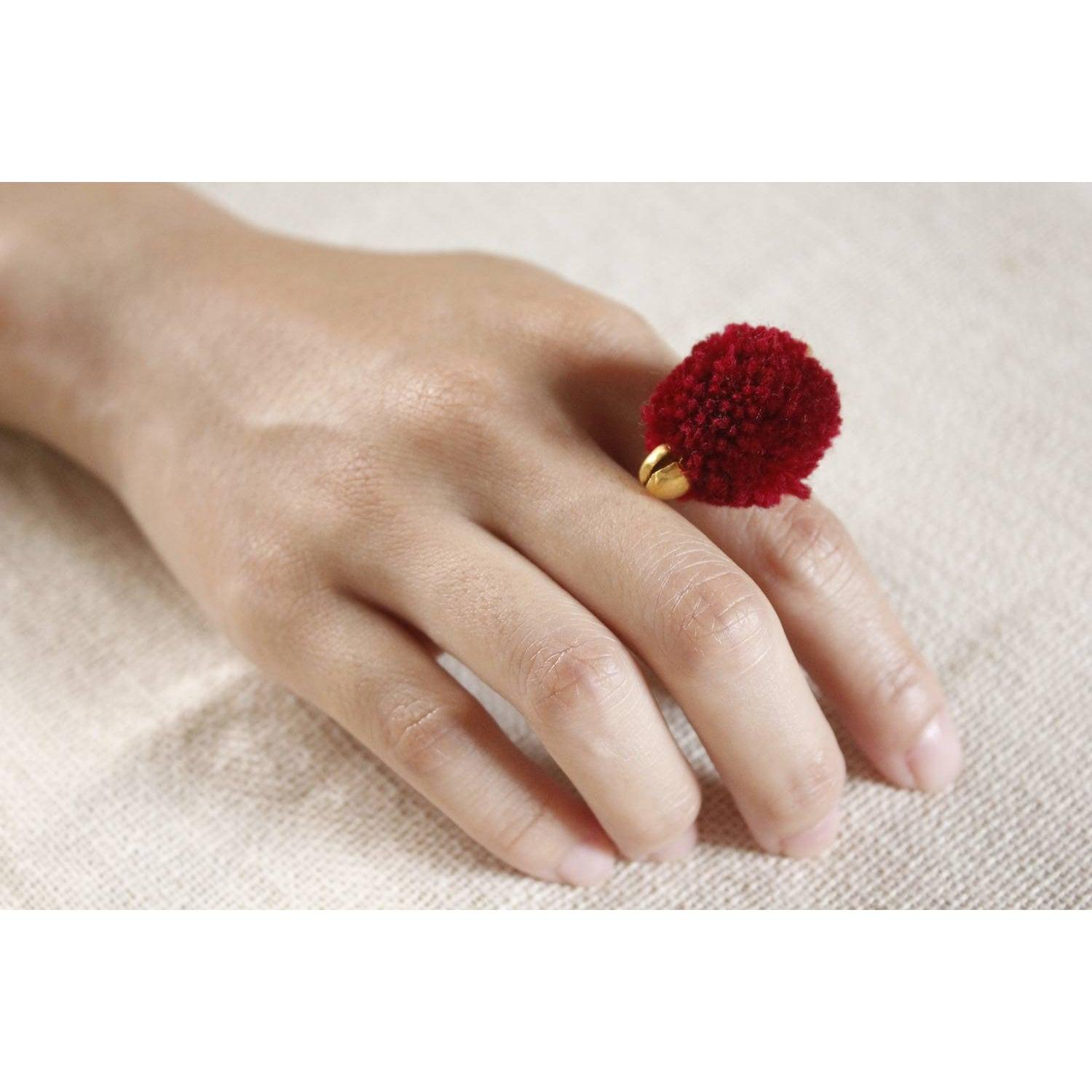 Pom Pom Elastic Ring - Thailand Jewelry La Vie Bien Pom Pom Elastic Ring - Thailand