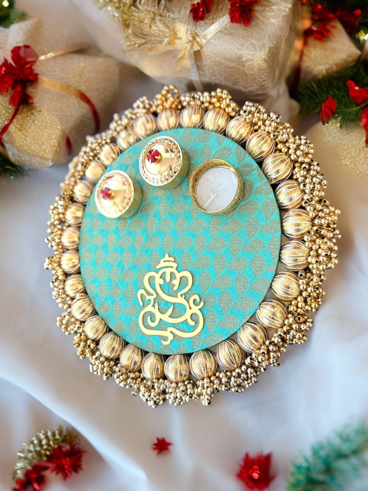 Pooja Thali with Ganesha & Gota Mandir items La Vie Bien Pooja Thali with Ganesha & Gota