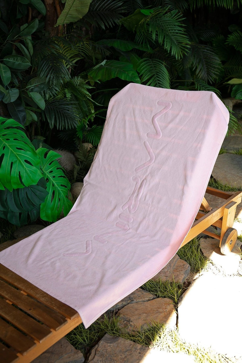 Powder Pink Beach Towel PH23-12158 Plaj Havlu La Vie Bien Powder Pink Beach Towel PH23-12158