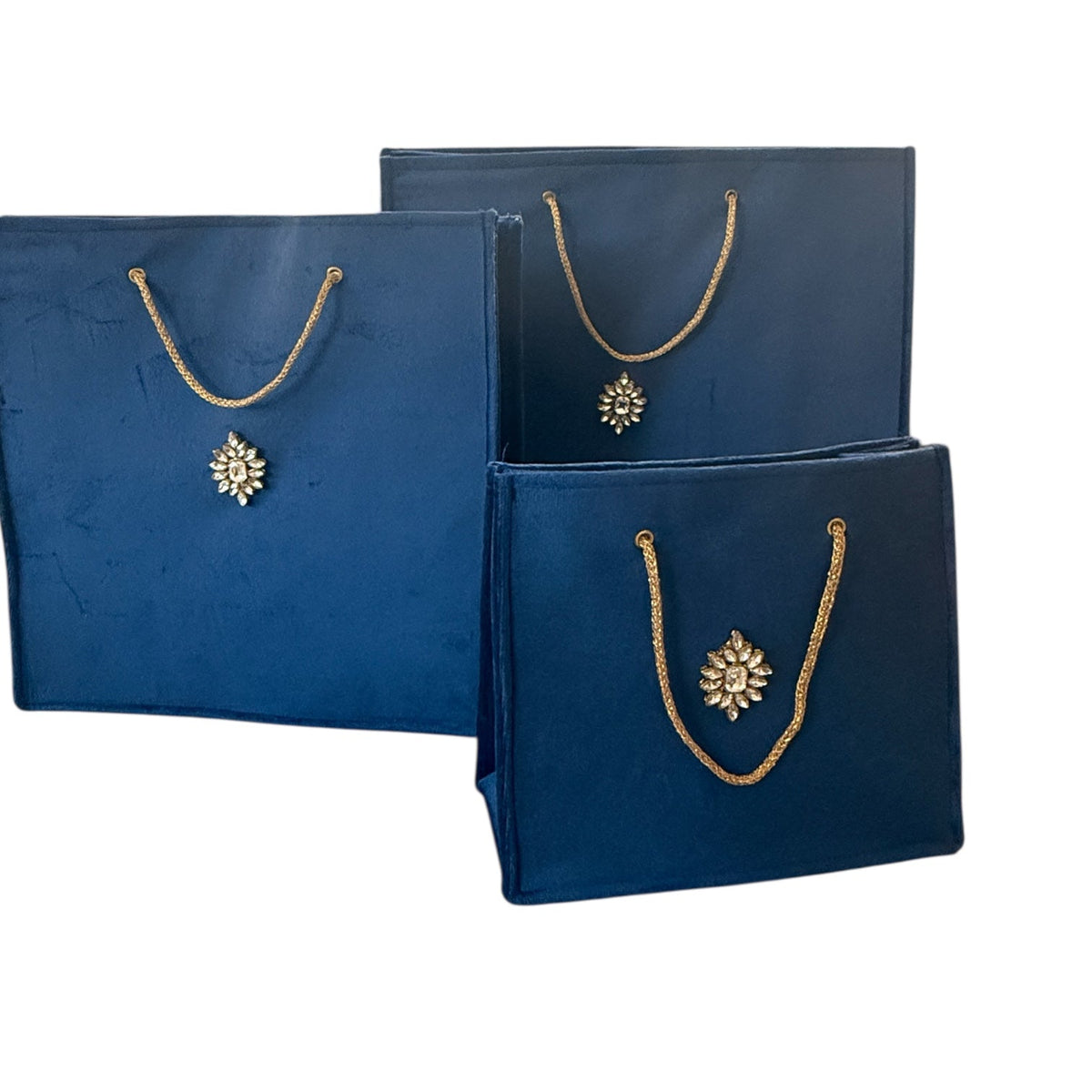 Premium Velvet Bags for Wedding Gift Traditional Gifts La Vie Bien Premium Velvet Bags for Wedding Gift