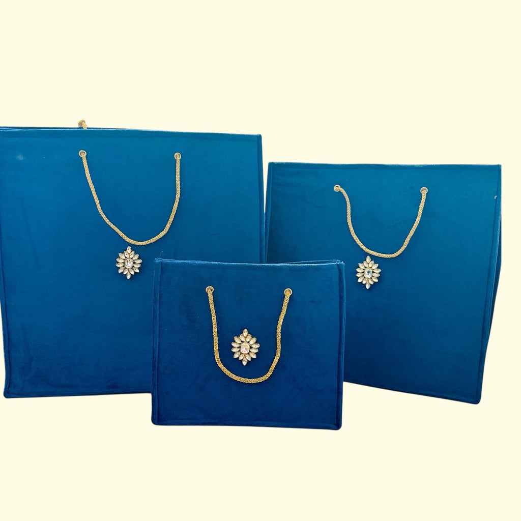 Premium Velvet Bags for Wedding Gift Traditional Gifts La Vie Bien Premium Velvet Bags for Wedding Gift
