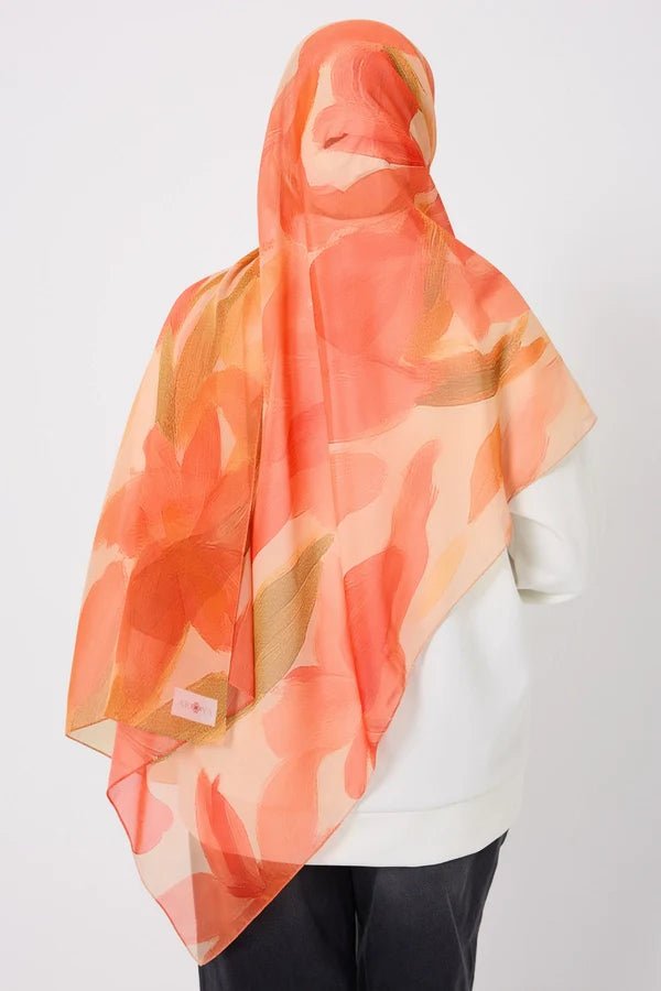 Printed Chiffon Hijab - Summer Iris La Vie Bien Printed Chiffon Hijab - Summer Iris