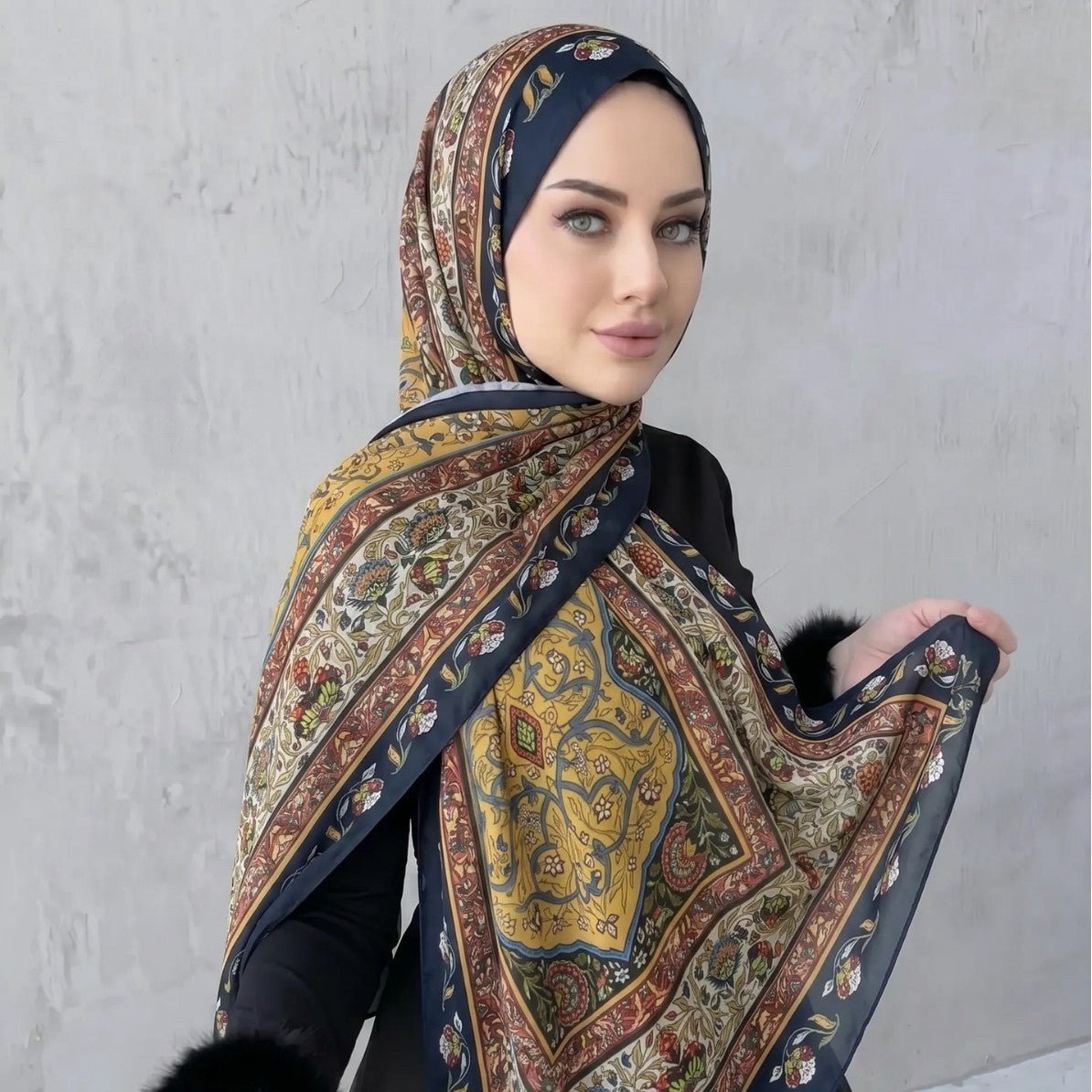 Printed Hijab Scarf(MH239) La Vie Bien Printed Hijab Scarf(MH239)