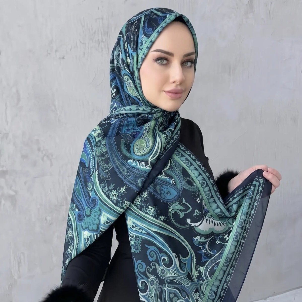 Printed Hijab Scarf(MH239) La Vie Bien Printed Hijab Scarf(MH239)
