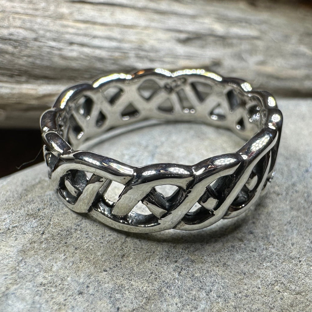 Promise Celtic Knot Ring in Sterling Silver Ring La Vie Bien Promise Celtic Knot Ring in Sterling Silver