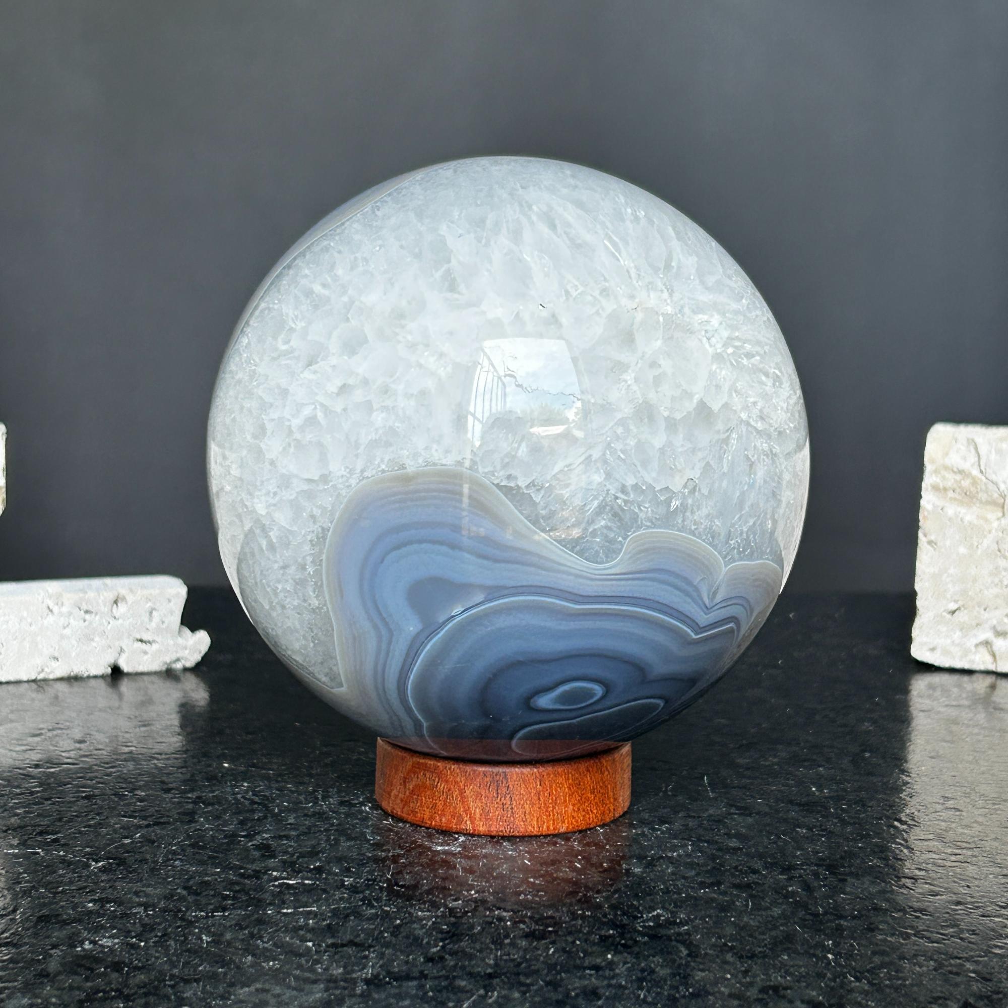 Quartz sphere with agate layers, Crystal Ball 4 Lb, Large Agate sphere, Top quality crystal ball Amethyst Geodes La Vie Bien Quartz sphere with agate layers, Crystal Ball 4 Lb, Large Agate sphere, Top quality crystal ball