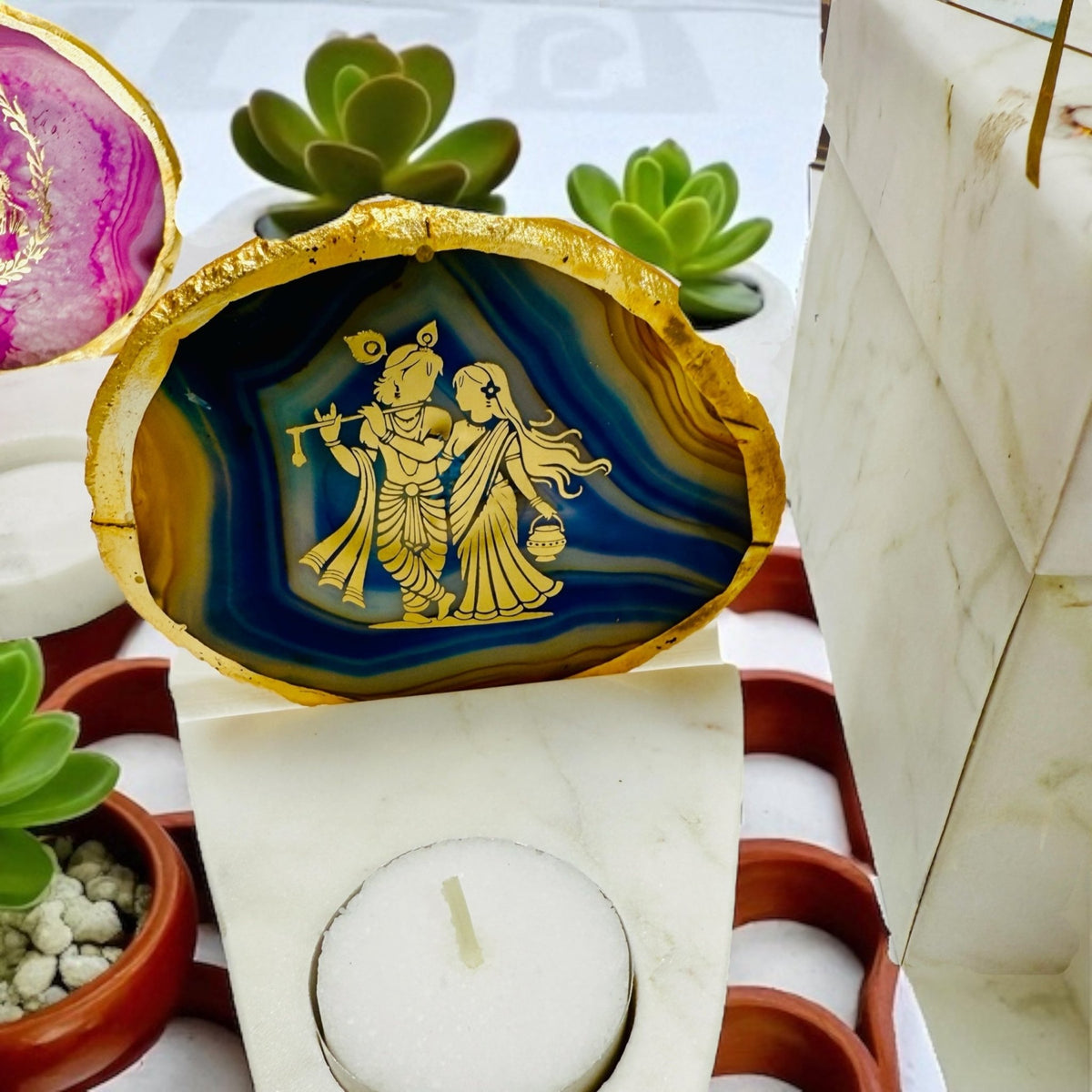 Radha Krishna Agate with Marble T Light Holder - Krishna Gift/ Janmashtami Gift/Hostess Gift La Vie Bien Radha Krishna Agate with Marble T Light Holder - Krishna Gift/ Janmashtami Gift/Hostess Gift