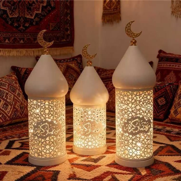 Ramadan Eid Candle Lantern Metal Craft Decorative Light (MAC380) La Vie Bien Ramadan Eid Candle Lantern Metal Craft Decorative Light (MAC380)