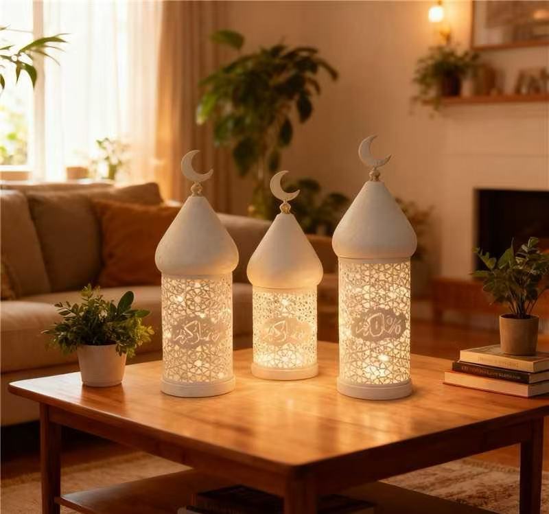 Ramadan Eid Candle Lantern Metal Craft Decorative Light (MAC380) La Vie Bien Ramadan Eid Candle Lantern Metal Craft Decorative Light (MAC380)