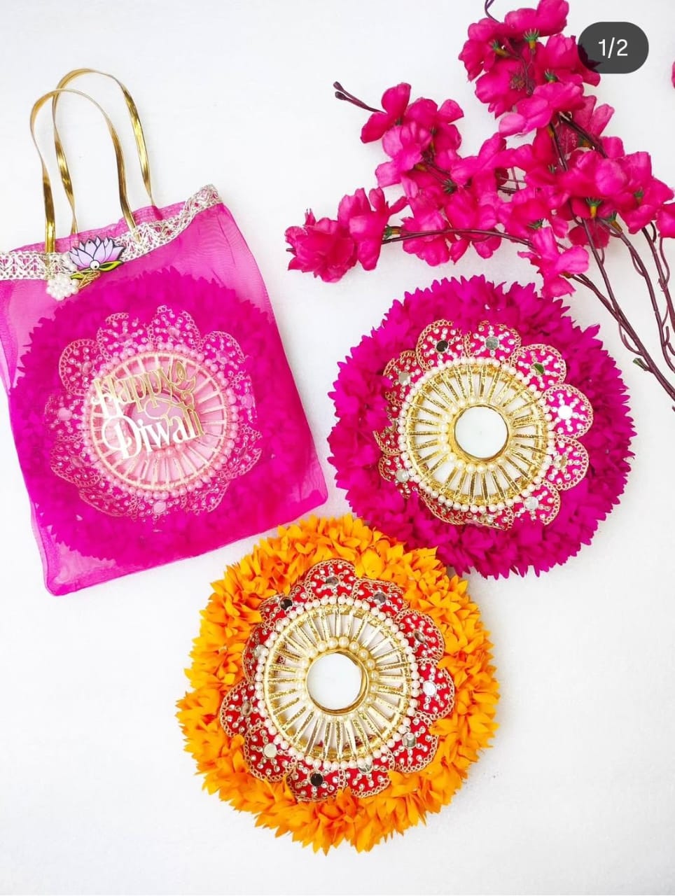 Rangoli Mat with Tissue Bag & Happy Diwali Cutout - Ready to Gift Diwali Gift La Vie Bien Rangoli Mat with Tissue Bag & Happy Diwali Cutout - Ready to Gift Diwali Gift