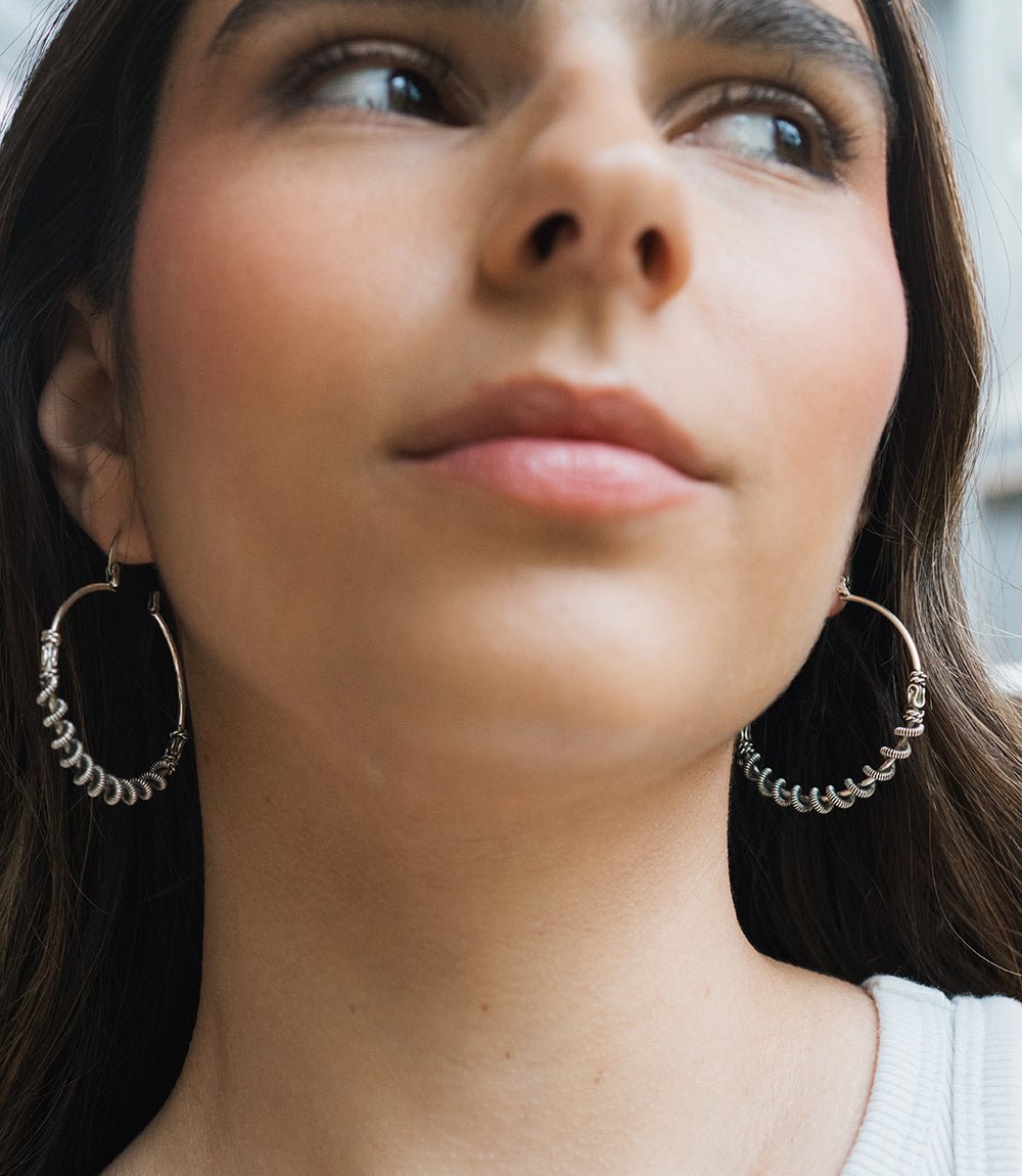 Rani Hoop Earrings - Silver Tone HME stock line La Vie Bien Rani Hoop Earrings - Silver Tone