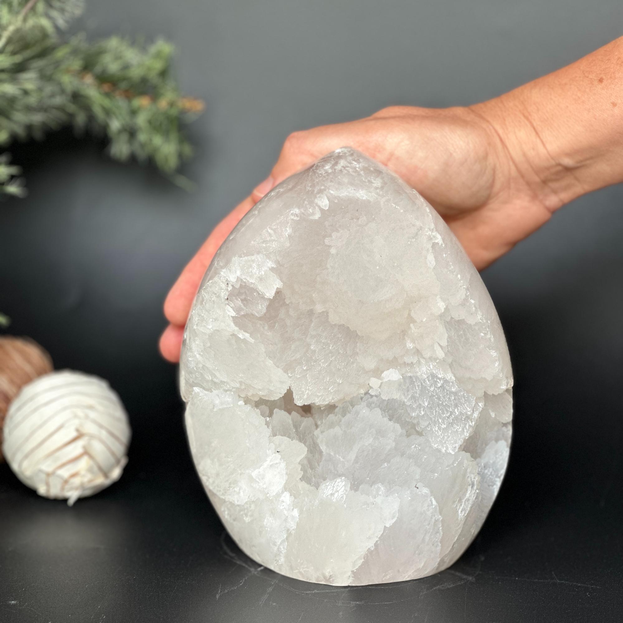 Rare White Quartz Crystal With Calcite & Agate Rocks & Geodes La Vie Bien Rare White Quartz Crystal With Calcite & Agate