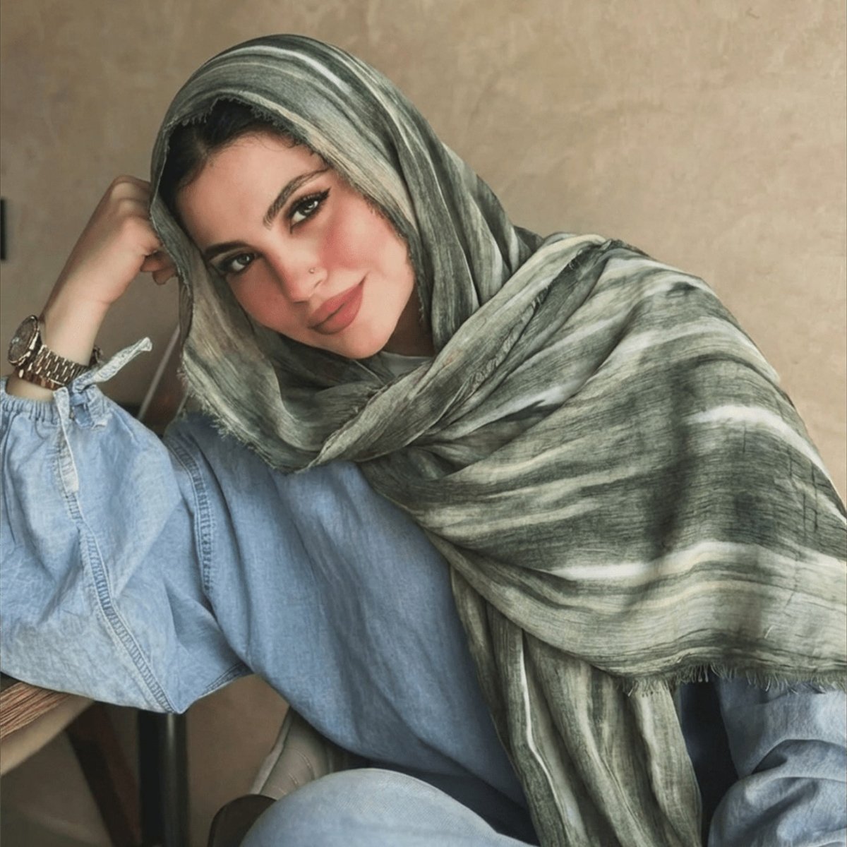 Rayon Gradient Tie-Dye Scarf | Rayon Gradient Hijab (MH216) La Vie Bien Rayon Gradient Tie-Dye Scarf | Rayon Gradient Hijab (MH216)