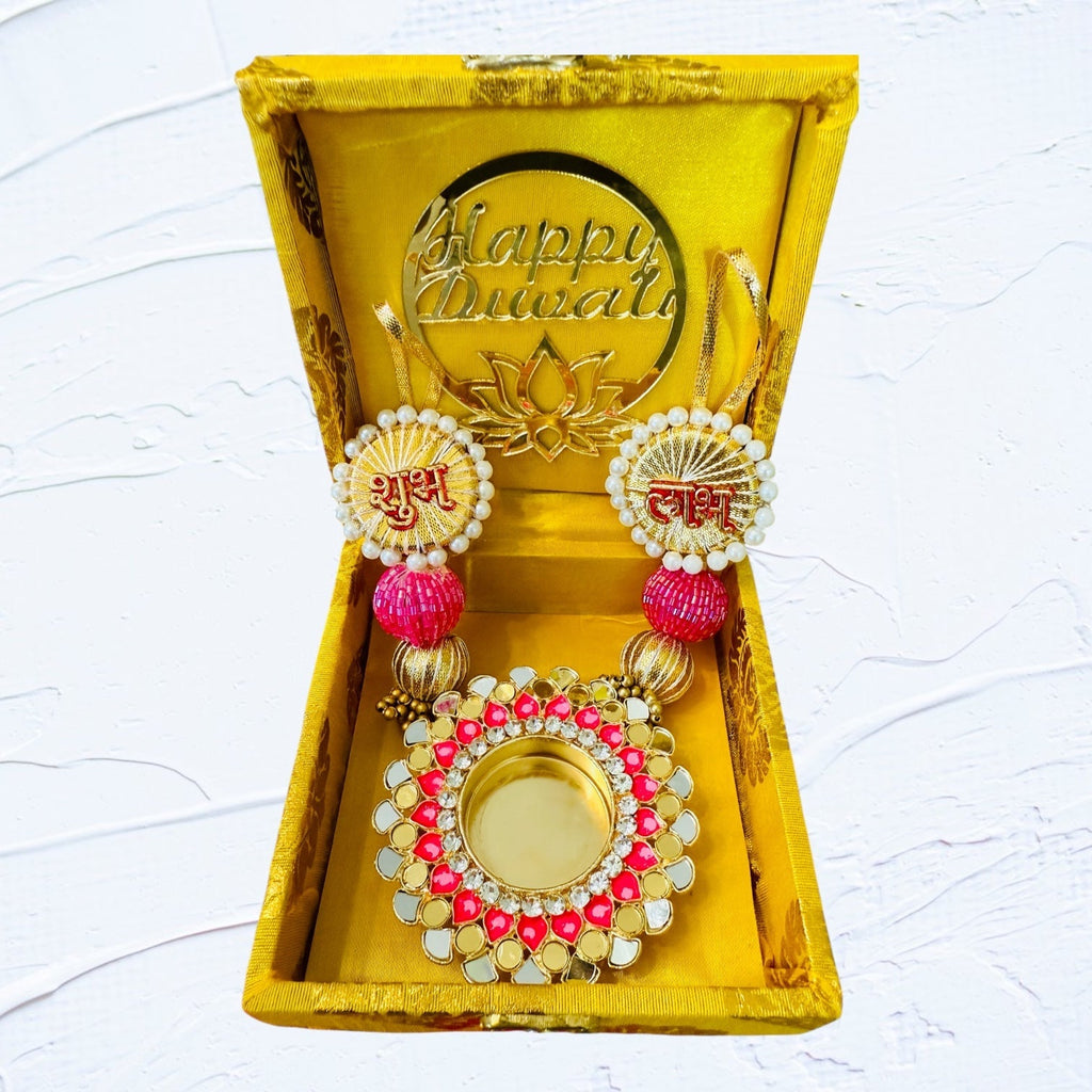Ready-to-Gift Combos - Shubh Labh & Diyas in Gift Box & Happy Diwali Decal La Vie Bien Ready-to-Gift Combos - Shubh Labh & Diyas in Gift Box & Happy Diwali Decal