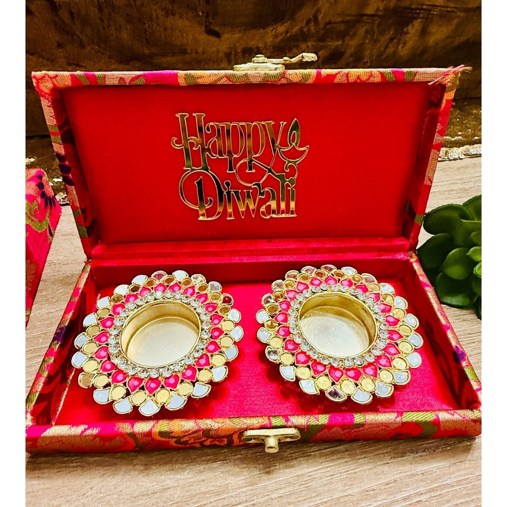 Ready-to-Gift Set- 2 Diyas in Gift Box with Happy Diwali Cutout La Vie Bien Ready-to-Gift Set- 2 Diyas in Gift Box with Happy Diwali Cutout