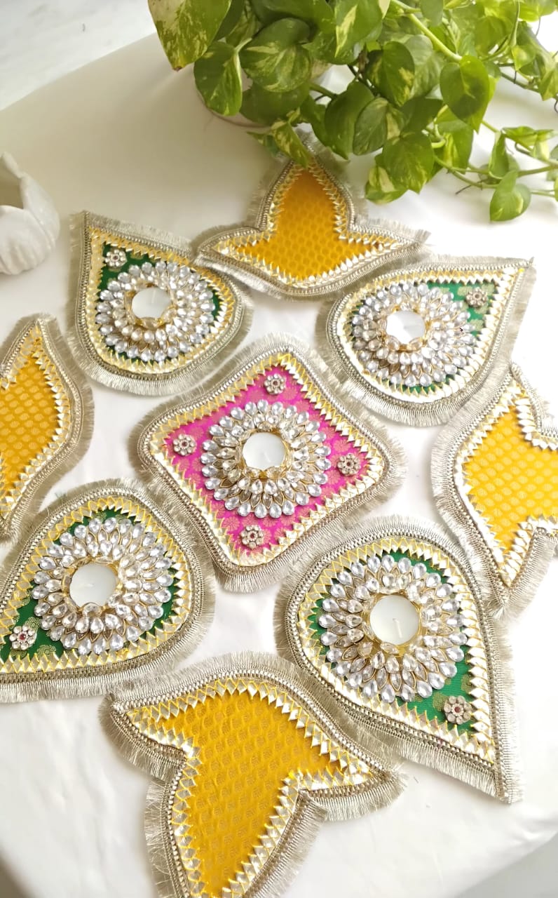 Readymade 9 Pieces Stone Studded Rangoli Set with Tealight Holder La Vie Bien Readymade 9 Pieces Stone Studded Rangoli Set with Tealight Holder