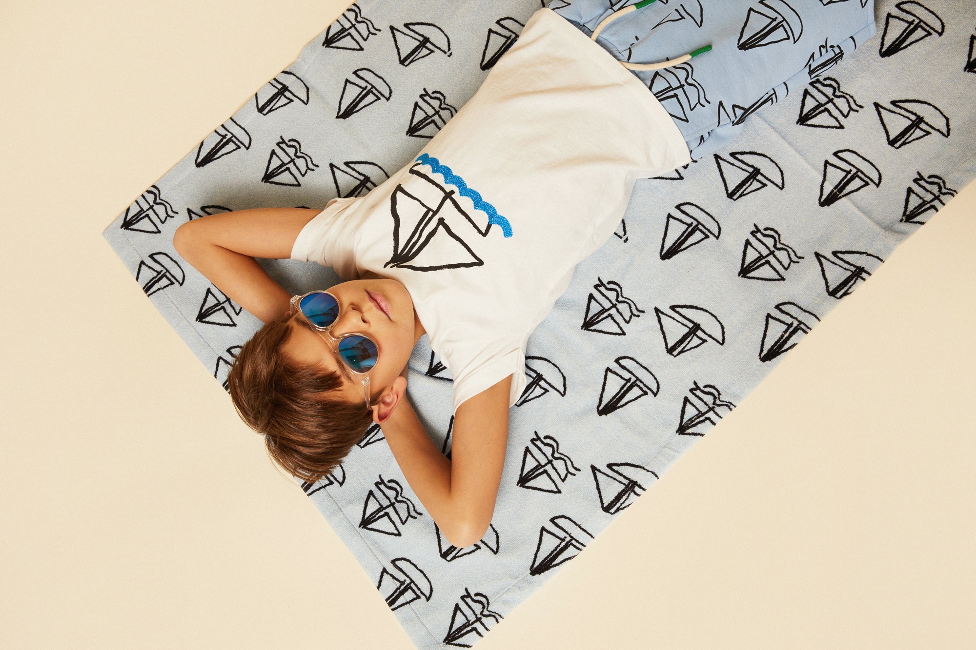 Recycled Cotton Sail Away Kid T-Shirt Shirts/Tops La Vie Bien Recycled Cotton Sail Away Kid T-Shirt