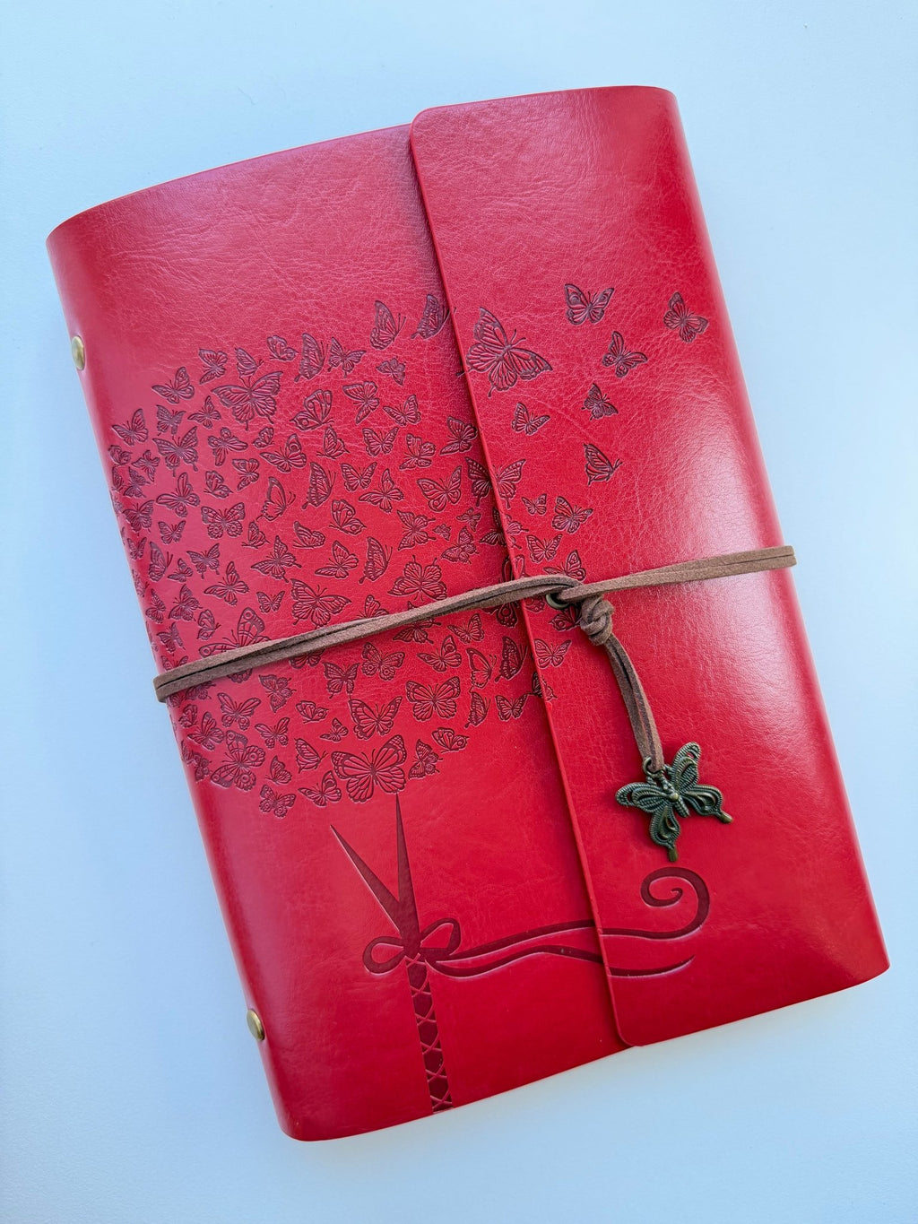 Red A5 Vintage Faux Leather Binder Notebook Binder Notebook La Vie Bien Red A5 Vintage Faux Leather Binder Notebook