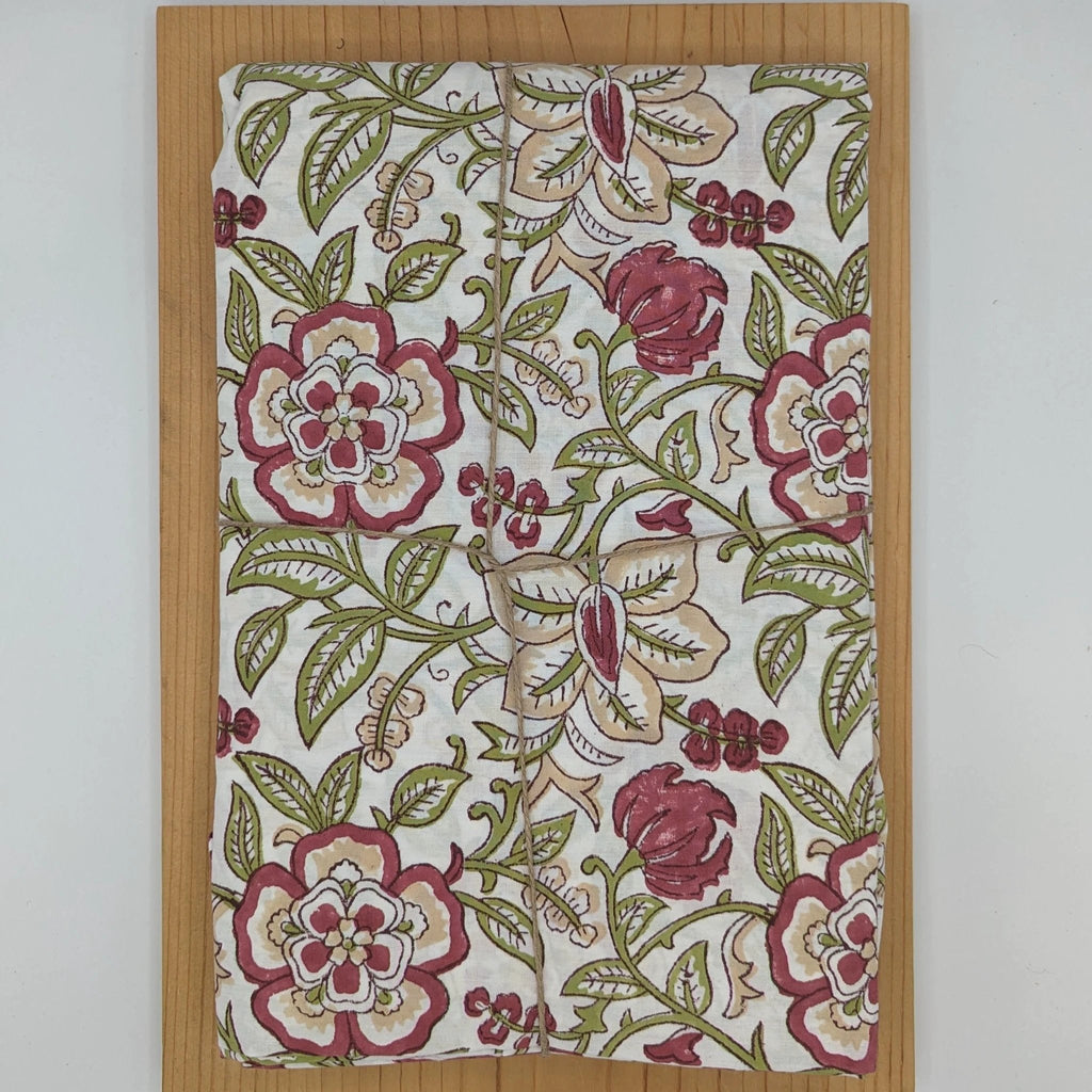 Red & Green Floral Holiday Tablecloth by Dekko Trading