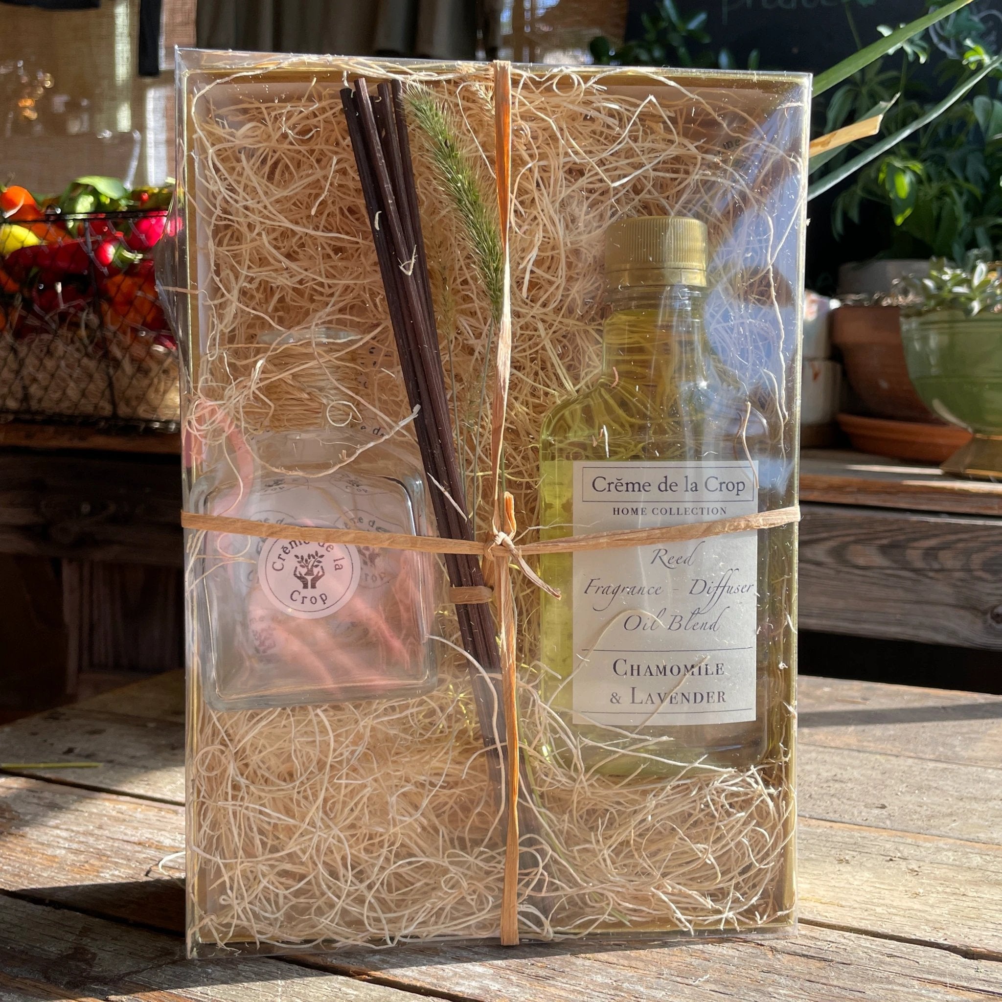 Reed Fragrance - Diffuser, Starter Kit - Bergamot & Lemongrass by Creme de la Crop