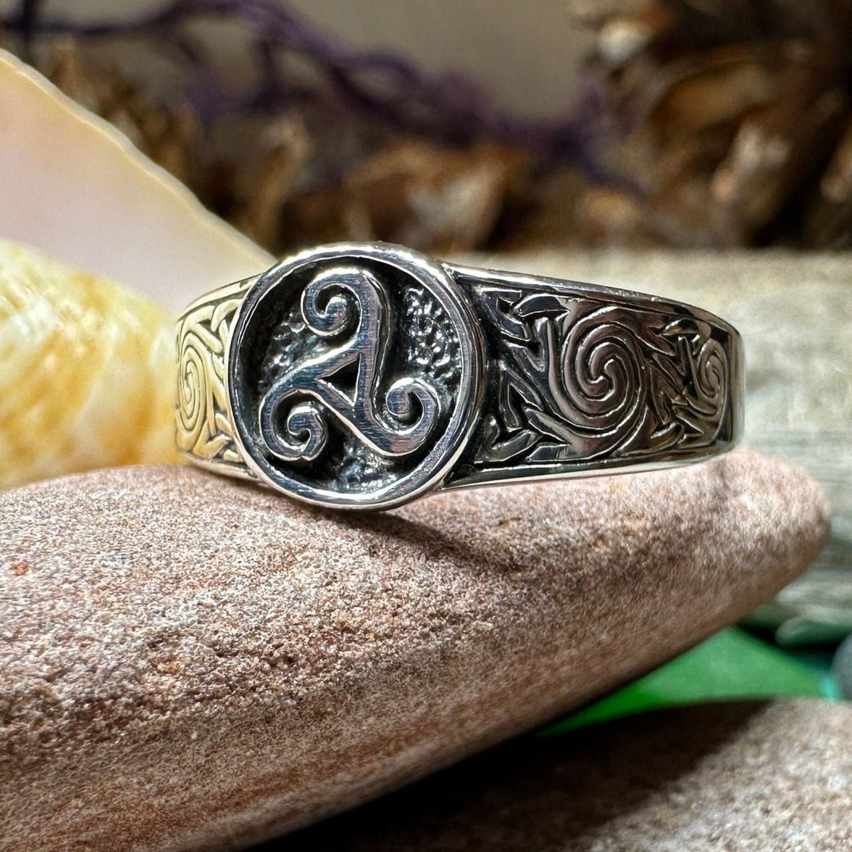 Reeve Celtic Triple Spiral Ring Ring La Vie Bien Reeve Celtic Triple Spiral Ring