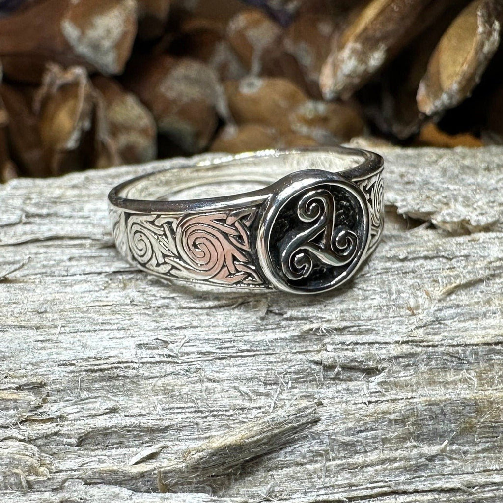 Reeve Celtic Triple Spiral Ring Ring La Vie Bien Reeve Celtic Triple Spiral Ring