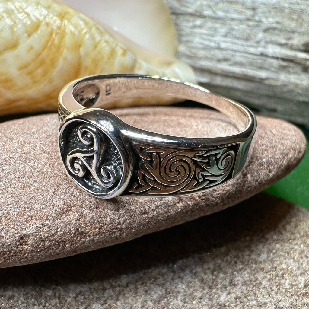 Reeve Celtic Triple Spiral Ring Ring La Vie Bien Reeve Celtic Triple Spiral Ring
