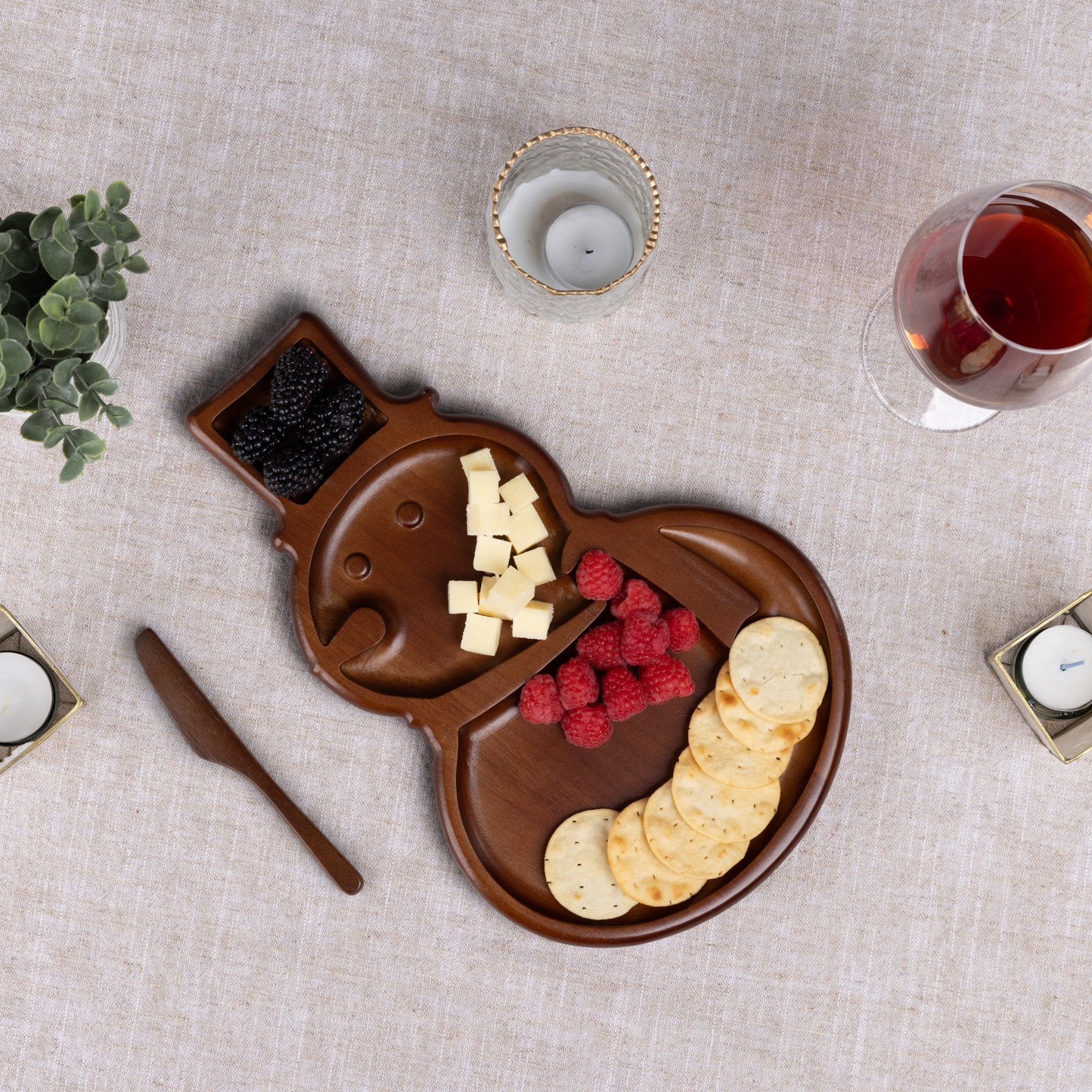 Reversible Snowman Sectioned Serving Tray with Knife Core La Vie Bien Reversible Snowman Sectioned Serving Tray with Knife