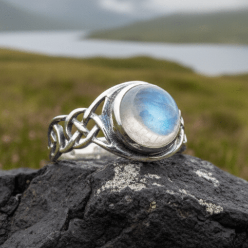 Rhianna Celtic Knot Moonstone Ring in Sterling Silver Ring La Vie Bien Rhianna Celtic Knot Moonstone Ring in Sterling Silver