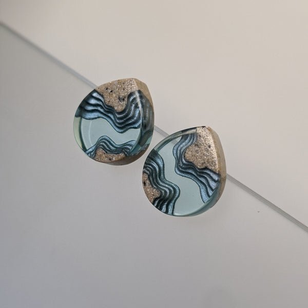 Ridge Stud Earrings – Aquamarine & Ultramarine Resin Teardrops Jewelry La Vie Bien Ridge Stud Earrings – Aquamarine & Ultramarine Resin Teardrops