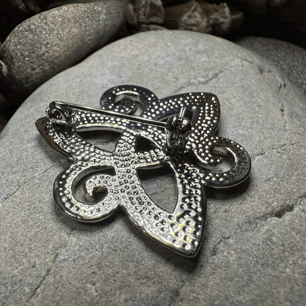 Ritona Celtic Spiral Trinity Knot Brooch Brooch La Vie Bien Ritona Celtic Spiral Trinity Knot Brooch