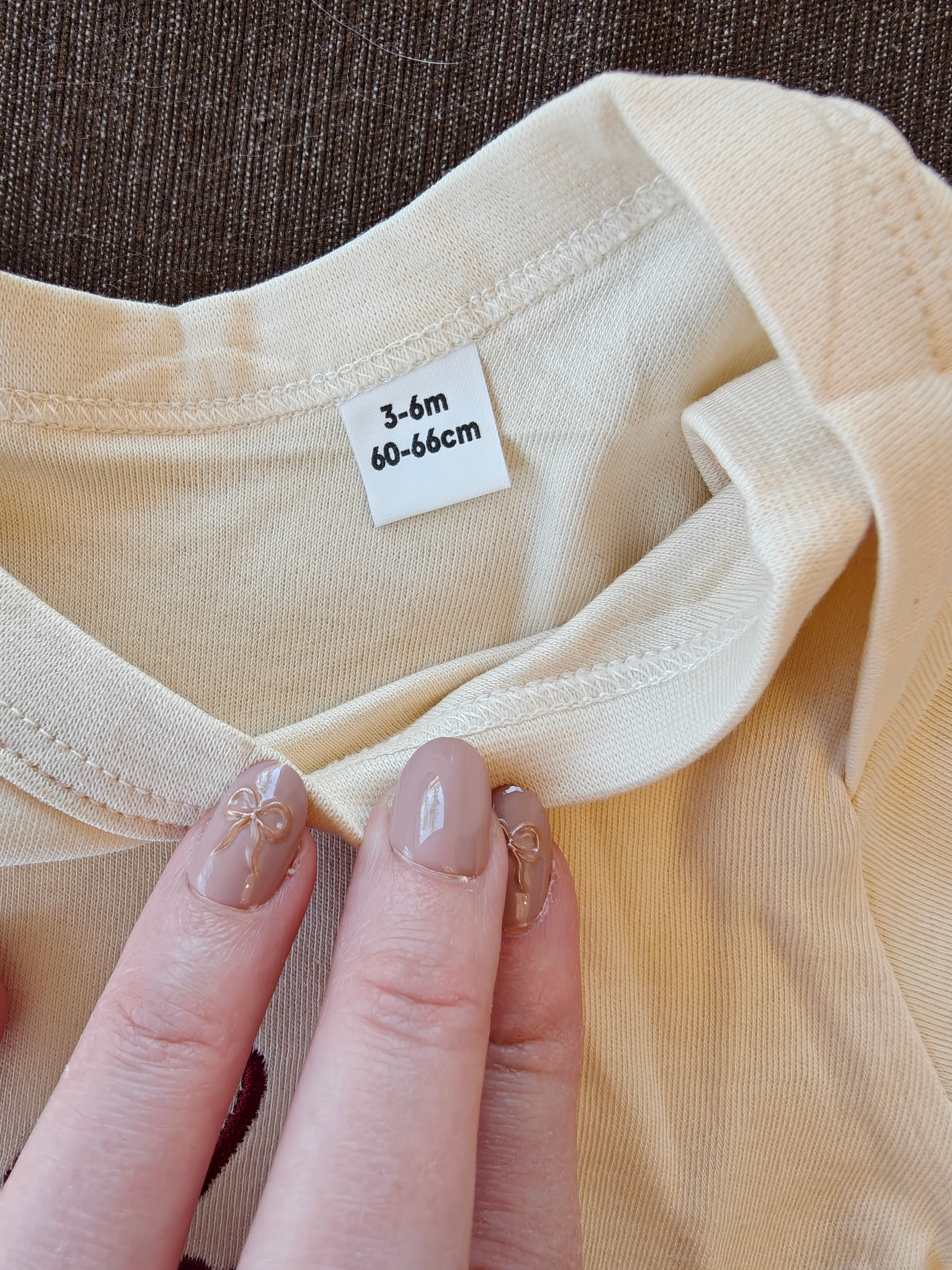 Bébé French embroidered Organic cotton baby one piece for francophone baby showers