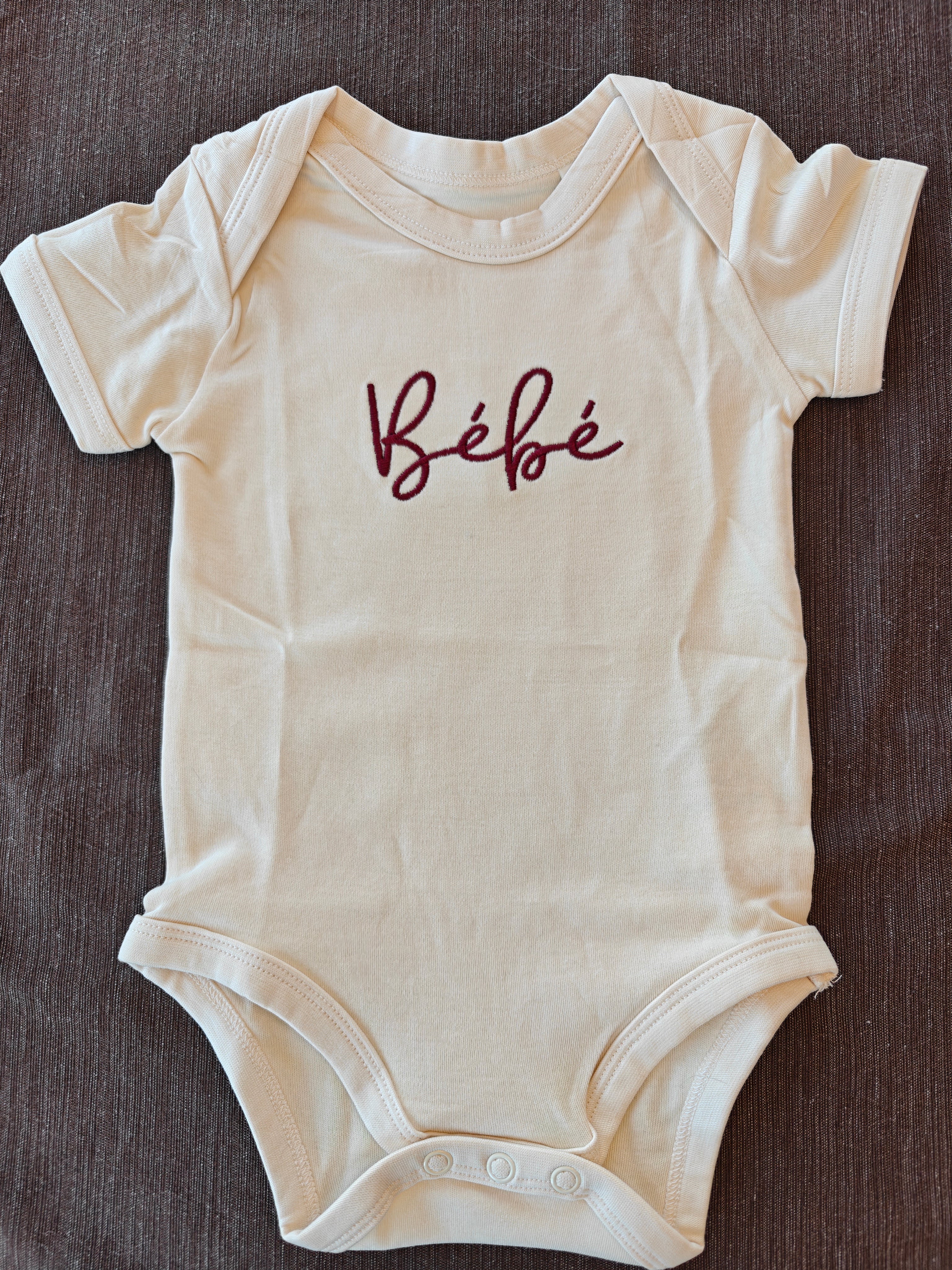 Bébé French embroidered Organic cotton baby one piece for francophone baby showers