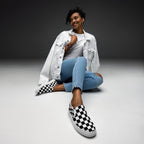 Women’s checkered slip-on canvas shoes by La Vie Bien