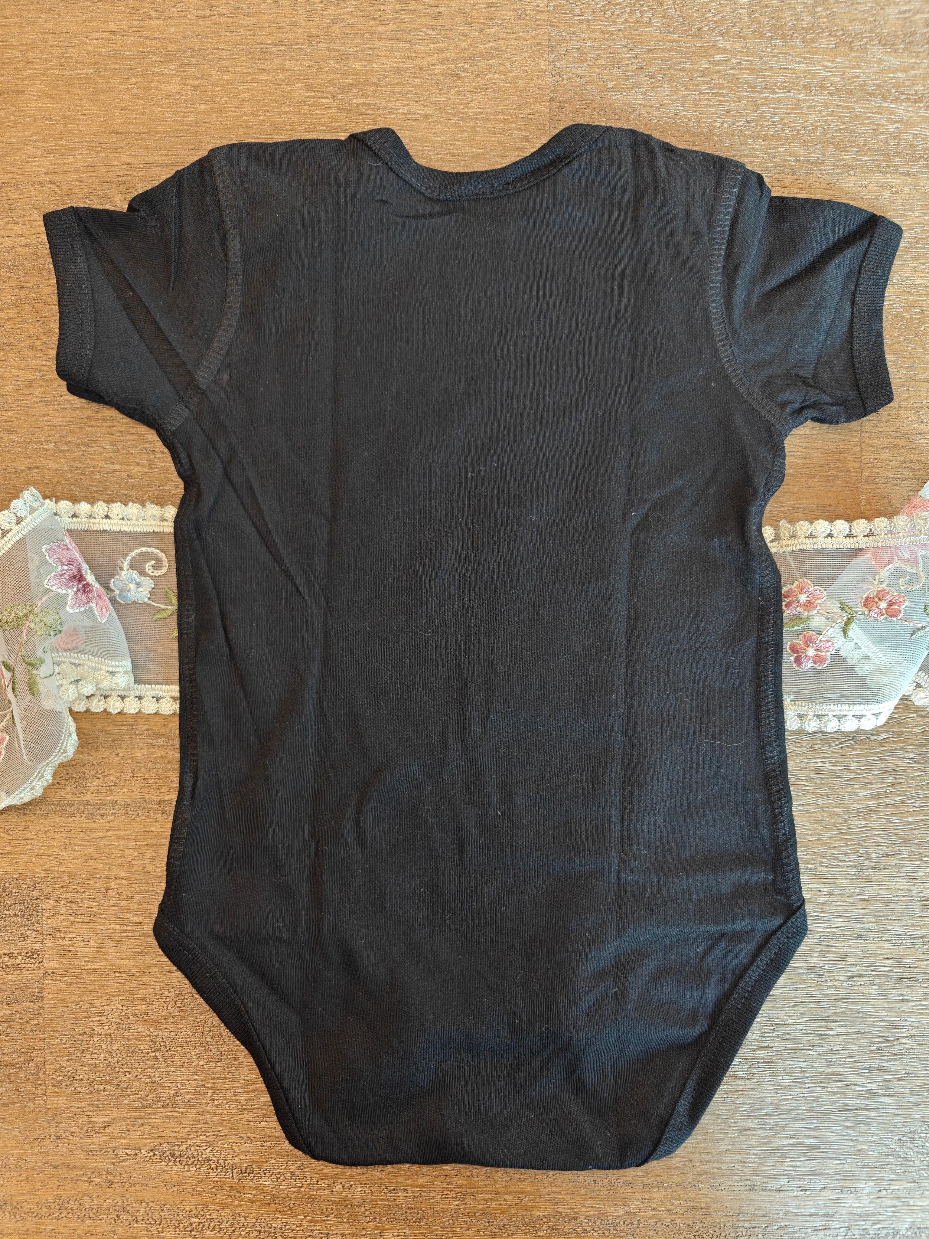 Honey (מותק) motek embroidered Hebrew baby bodysuit, baby shower gift ideas for Hebrew speakers