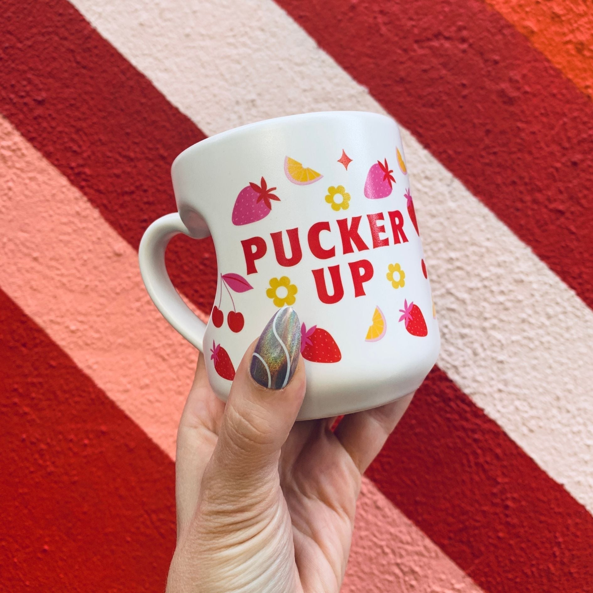 Romance Pucker Up Heart Shaped Handle Mug | Stoneware Tea Coffee Cup | 12oz mug La Vie Bien Romance Pucker Up Heart Shaped Handle Mug | Stoneware Tea Coffee Cup | 12oz