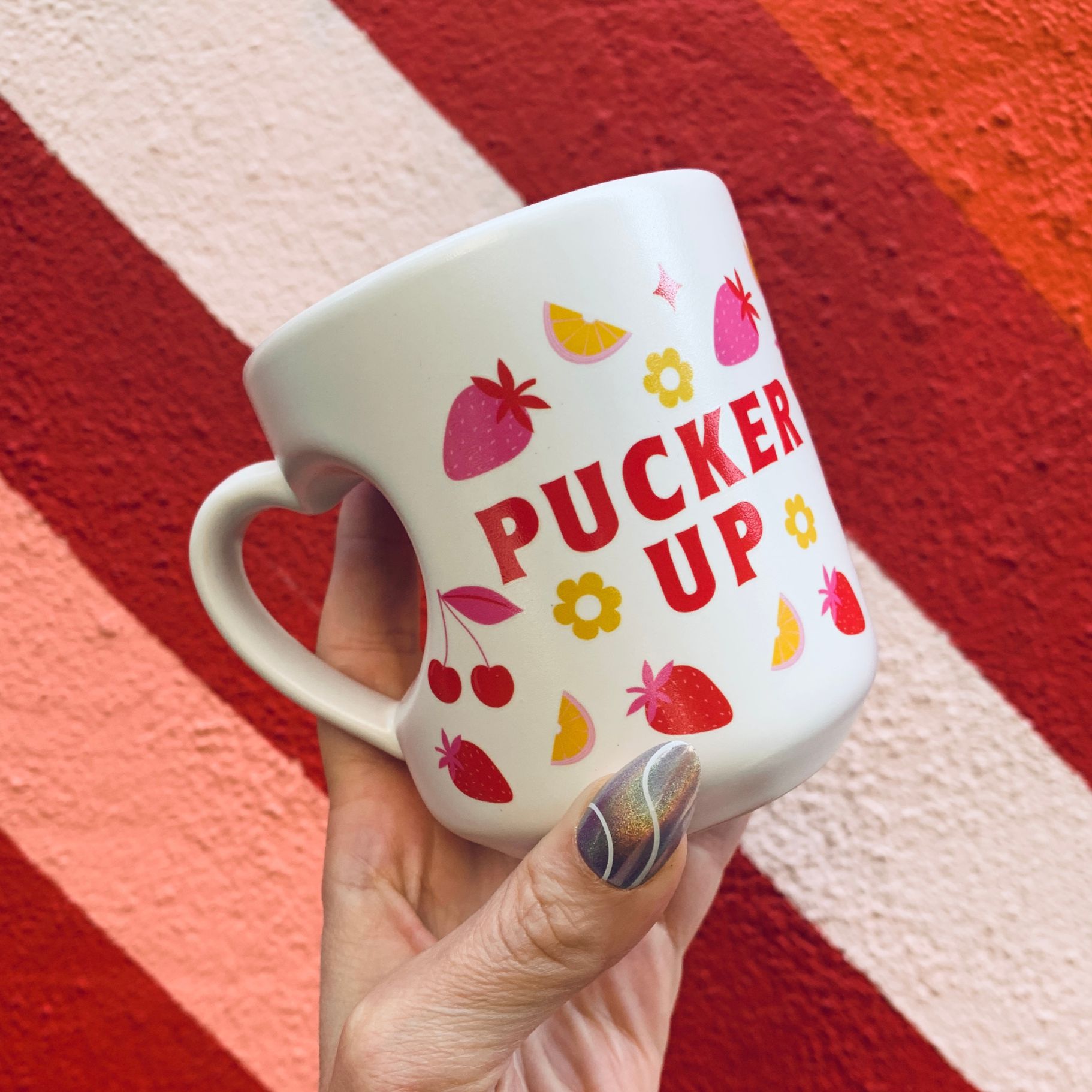 Romance Pucker Up Heart Shaped Handle Mug | Stoneware Tea Coffee Cup | 12oz mug La Vie Bien Romance Pucker Up Heart Shaped Handle Mug | Stoneware Tea Coffee Cup | 12oz