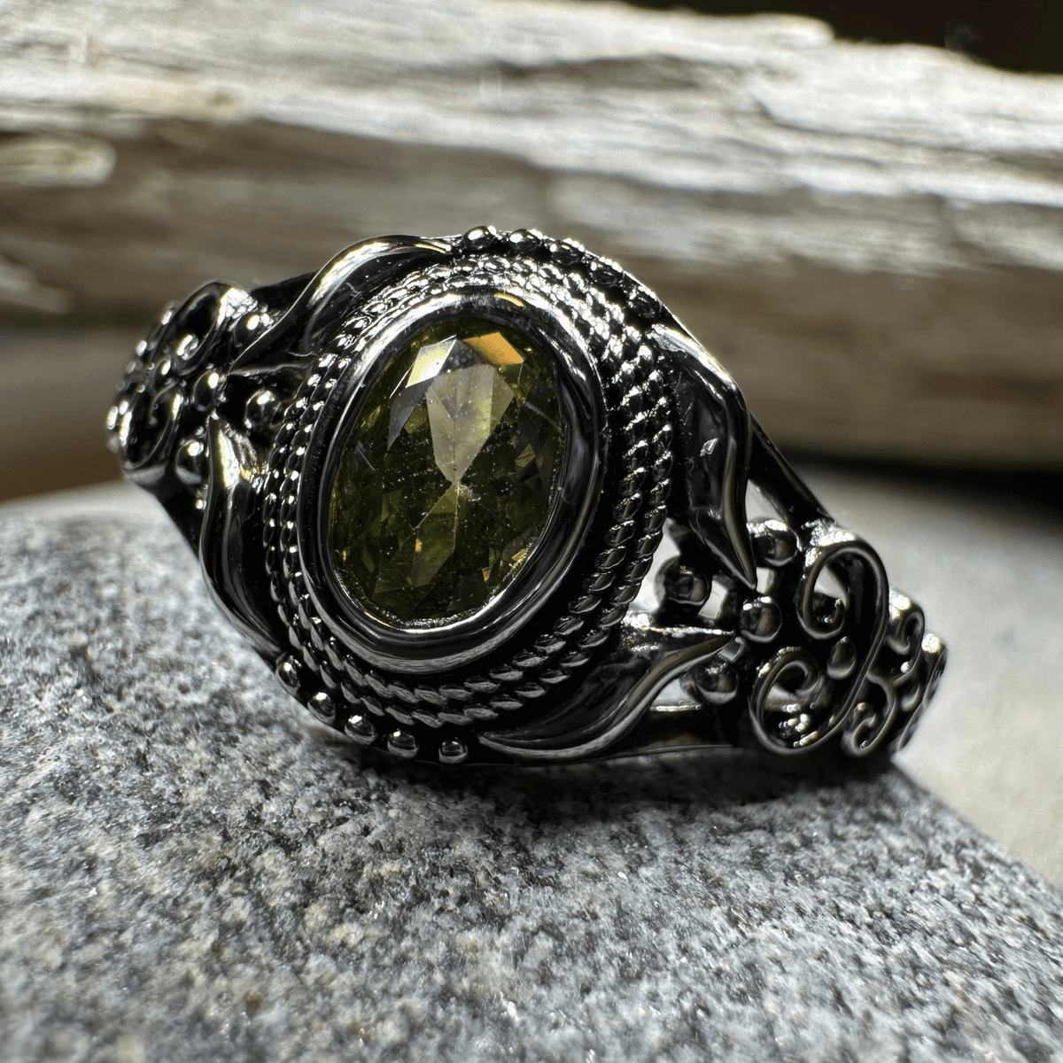 Romantic Celtic Knot Ring in Sterling Silver Ring La Vie Bien Romantic Celtic Knot Ring in Sterling Silver