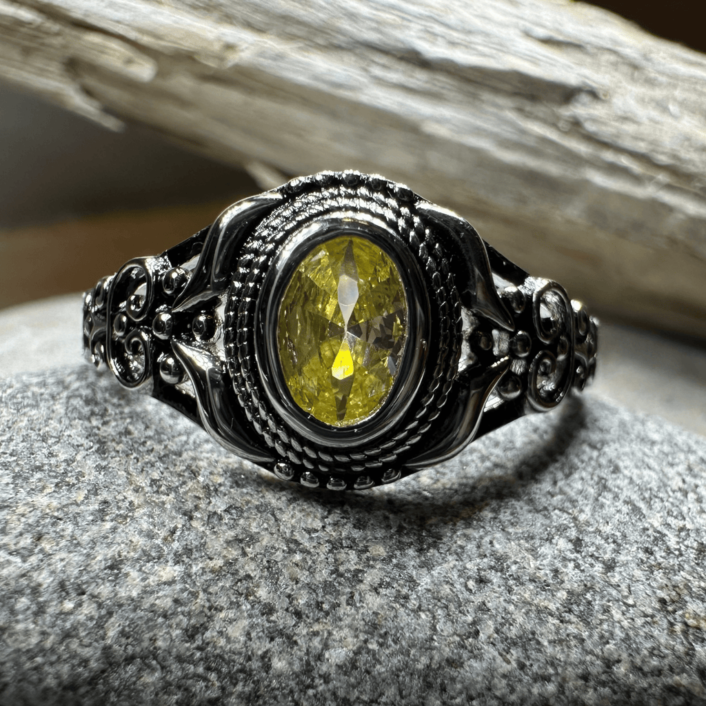 Romantic Celtic Knot Ring in Sterling Silver Ring La Vie Bien Romantic Celtic Knot Ring in Sterling Silver