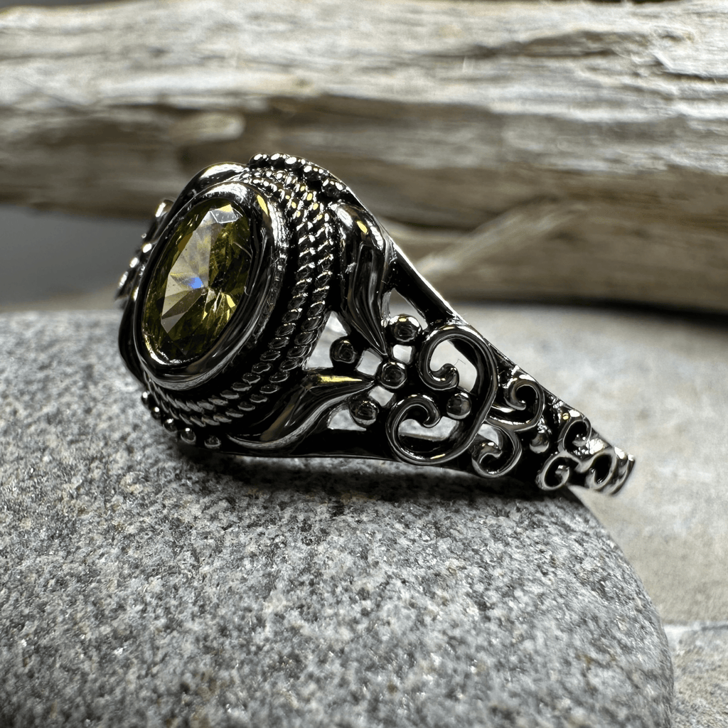 Romantic Celtic Knot Ring in Sterling Silver Ring La Vie Bien Romantic Celtic Knot Ring in Sterling Silver