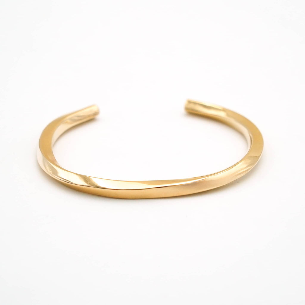 Round Open Twisted Cuff Bracelet for Men and Women - Pili Bracelets La Vie Bien Round Open Twisted Cuff Bracelet for Men and Women - Pili