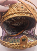 Round Rattan Crossbody Bags – 4 Styles Available Purses & Bags La Vie Bien Round Rattan Crossbody Bags – 4 Styles Available