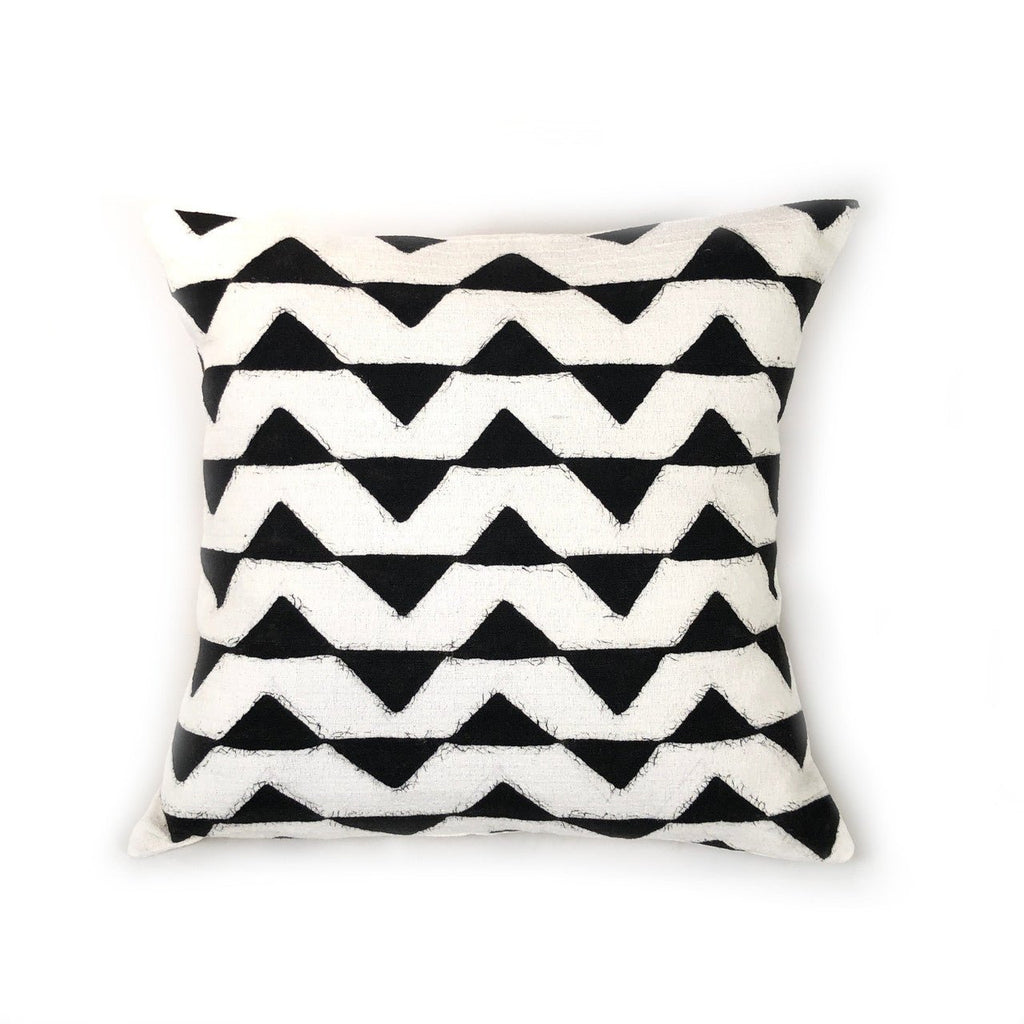 Sadza Triangles Pillow Cover - White La Vie Bien Sadza Triangles Pillow Cover - White
