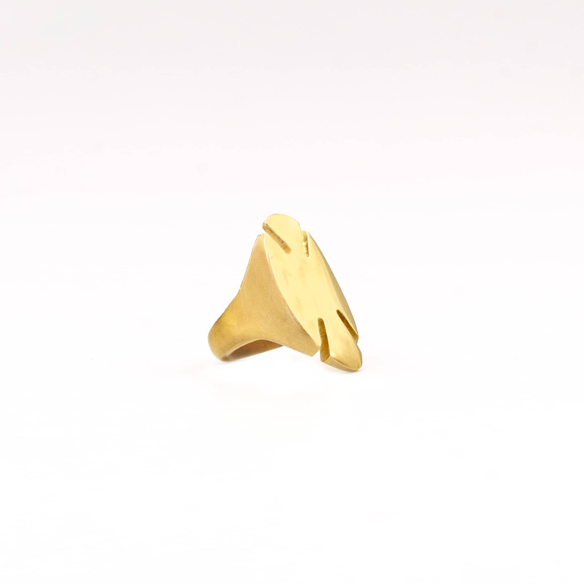 Sahara Leaf - Shaped Brass Ring for Women Rings La Vie Bien Sahara Leaf - Shaped Brass Ring for Women