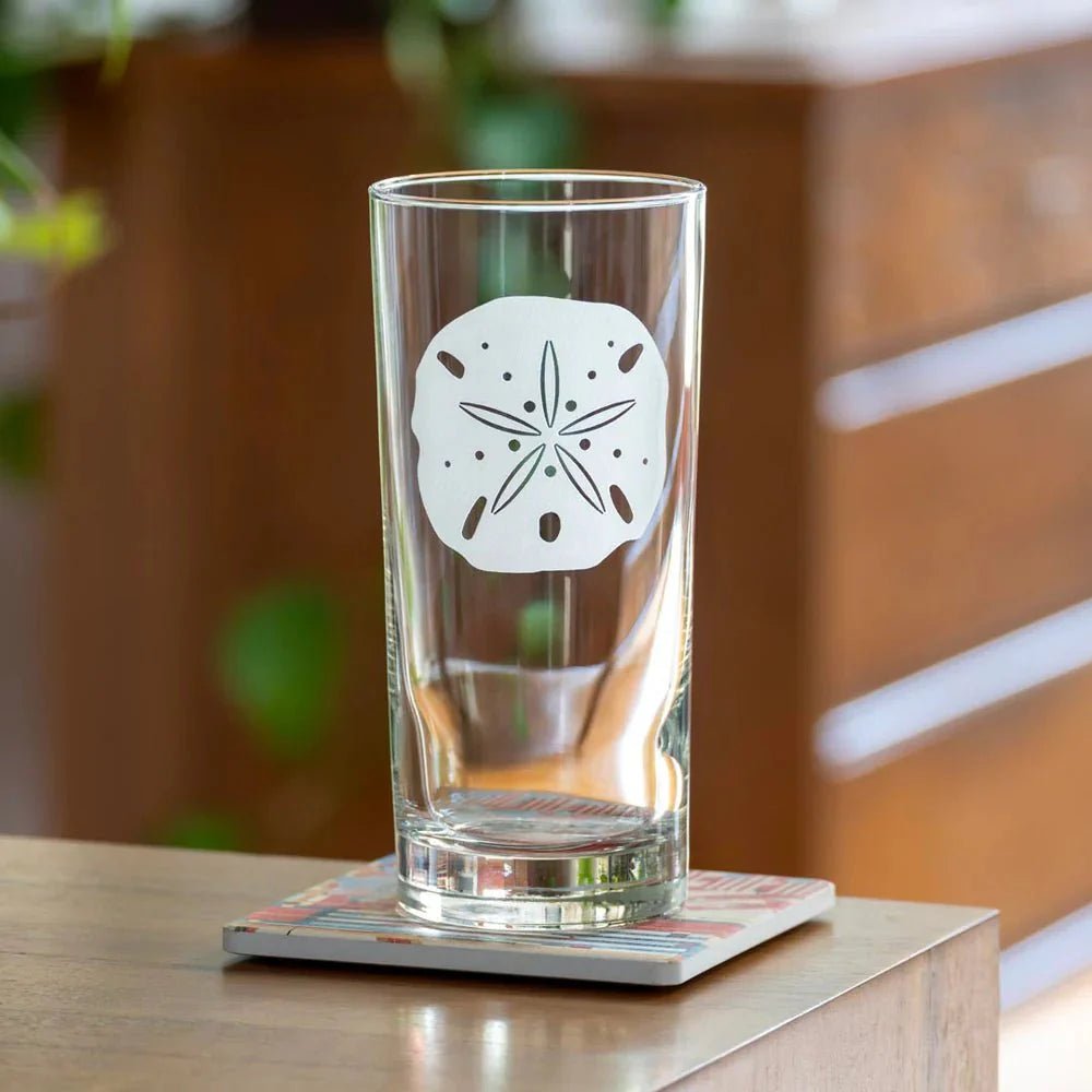 Sand Dollar Etched Glassware Kitchen Accessories La Vie Bien Sand Dollar Etched Glassware